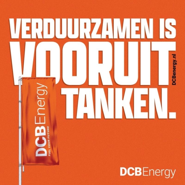 DCB ENERGY TANKT VOORUIT. 